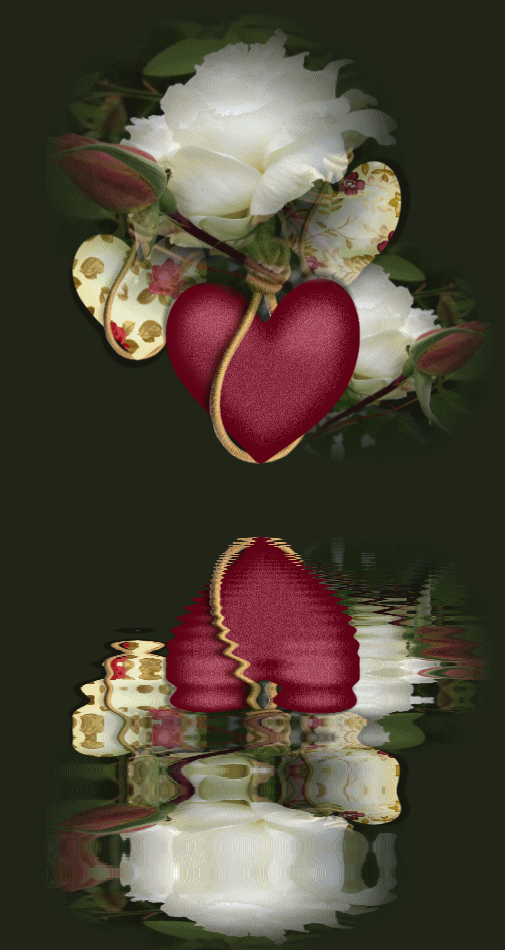 Coeurs suspendus à des roses blanches et autres fleurs...